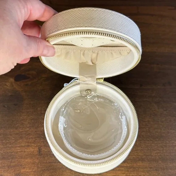 Mud Pie "good as gold' Round Jewelry Travel Box - NWT - Picture 3 of 5